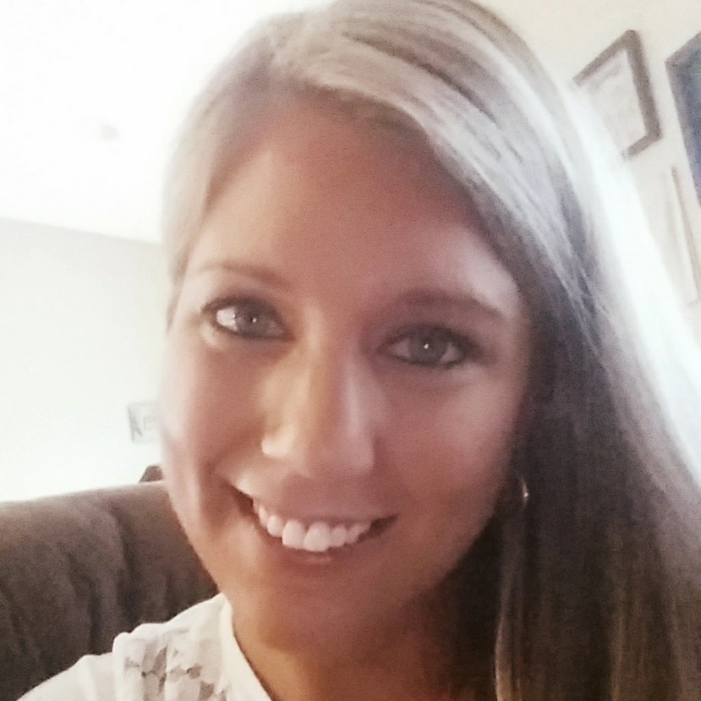 Meet your Posher, April
